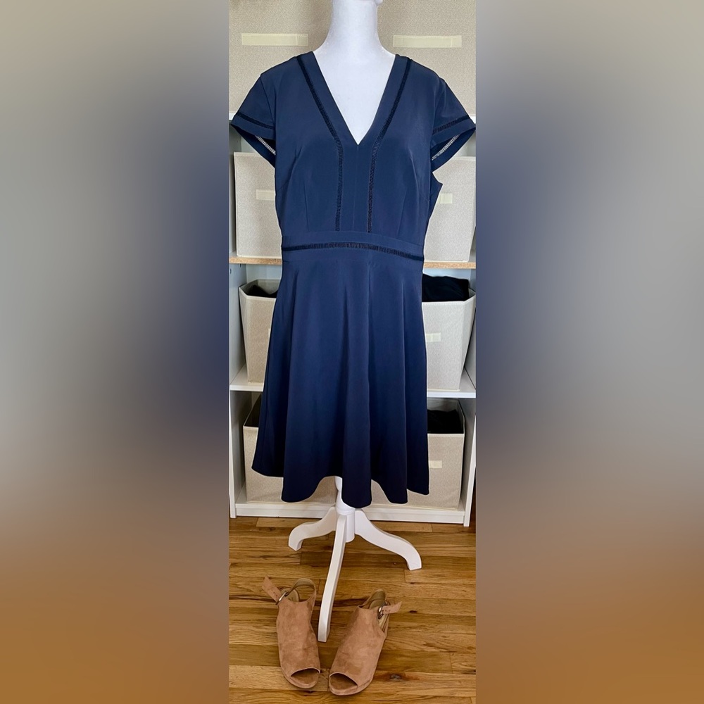 Gently worn like new H& M dress.